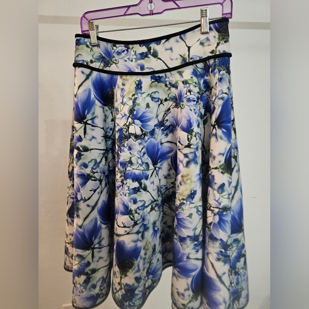 moon & madison Blue Floral Midi Skirt